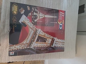 Puzzle 3D Torre Eiffel 300 pezzi Milton Bradley 2005 alto oltre 2 piedi - Foto 1 di 3