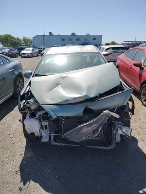 BLK LEFT REAR DOOR TRIM PANEL 2013 TOYOTA PRIUS V Foto 1 de 4