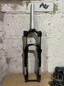 27.5” 650b Rockshox Sektor Solo Air 140mm Travel Non Boost Disc Fork Tapered - Picture 1 of 16