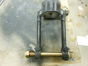 05 06 07 08 09 10 Grand Cherokee Commander front strut clevis fork 2005 2010 - Picture 1 of 2