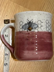 Heartland Hive Bee & Honeycomb Coffee Mug Ceramic EUC - Picture 1 of 8