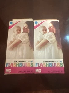 Vintage Unused Sylvania M3 Blue Dot Flashbulbs 2 Packs of 12 Bulbs - NOS - Picture 1 of 1