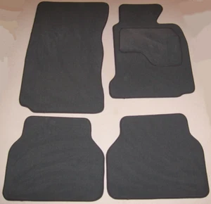 Alfombrillas coche BMW SERIE 5 GT F07 2010 en INCL. ALFOMBRA M SPORT GRIS MEDIO 2x ALMOHADILLAS - Imagen 1 de 7