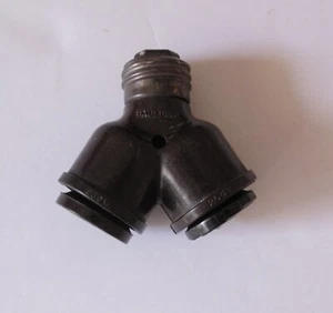 Dual Y Type Light Bulb Socket Adaptor Splitter Converter with Detachable Outlets - Picture 1 of 2