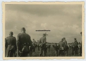 Orig. Foto Feldgendarmerie im Friedhof in Polen 1941 Lowitsch Minsk Mazowiecki - Bild 1 von 1