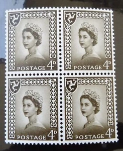 MANX Isle of Man Block of 4 x 4D Brown Stamps 1958 Photogravure Pre-Decimal QE2 - Picture 1 of 2