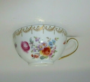 VINTAGE P.T. BAVARIA TIRSCHENREUTH OLD MEISSEN CUP (Discontinued) - Picture 1 of 3
