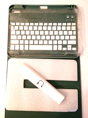 Wireless Keyboard Portable Detachable  Magnetic Case Cable new in box no manual - Image 1 of 4