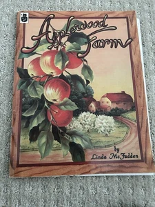 Applewood Farm Vintage DIY Magazine With Pattern Insert - Bild 1 von 9
