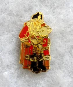 RUPERT THE BEAR - Police - Christmas - Vintage - PIN BADGE - Picture 1 of 2