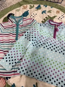 Lot Of 2 Girls Size 5 Half Zip Fleece Sweatshirts Good Condition - Picture 1 of 3