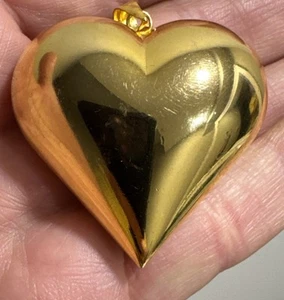 Vintage goldfarben 2" aufgeblähter Charm oder Anhänger in Herzform - Bild 1 von 8