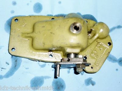 Lageregelung Kraftheber von Fendt Farmer 2S (FW138S) mit MWM D208-3 - Bild 1 von 2