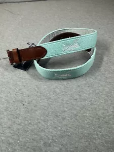 Vineyard Vines Herren Größe 30 bestickt Icon Club Wasserflugzeug Gürtel brandneu - Bild 1 von 3