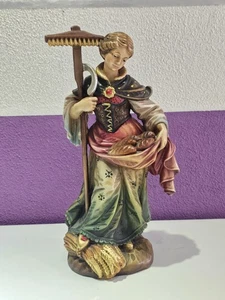 🕊️ Handgeschnitzte Holzfigur – Hl. Notburga aus Südtirol (28 cm) - Bild 1 von 5
