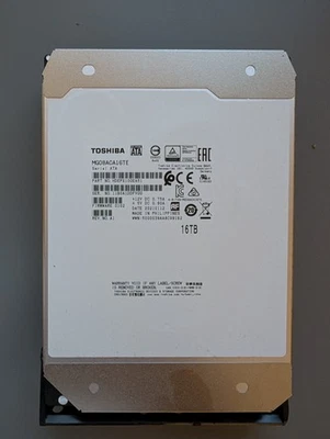 Toshiba MG08 Enterprise 16TB, SATA, 3,5 Zoll Festplatte HDD (MG08ACA16TE) - Bild 1 von 2