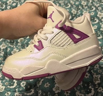 Nike Niño 8C Air Jordan Retro 4 Hiper Violeta ¡Y Caja Original! Envío GRATIS Foto 1 de 4