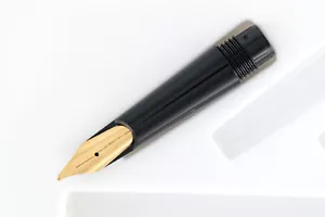 Osmiroid Rola Left Hand Medium Soft Easy Change LATER Type Fountain Pen Nib - Picture 1 of 8