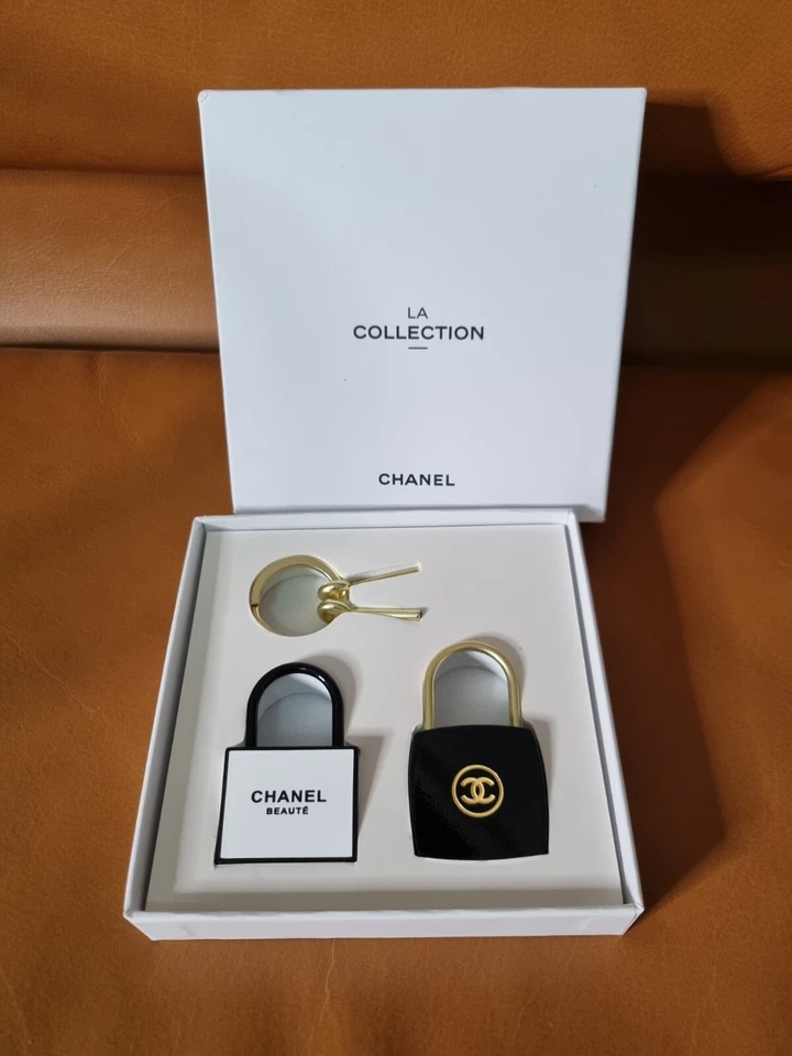 CHANEL Beaute VIP Gift Padlock Key LA Collection Limited Edition Novelt - image 1 of 1