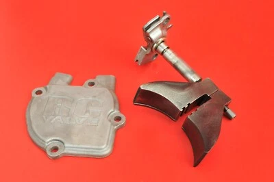 04 2004 Honda CR250 CR 250 conjunto de aba de válvula de escape tampa de eixo - Imagem 1 de 4