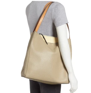 Borsa per laptop/ipad nuova senza etichette $595 straccio + osso passeggero in pelle traforata! - Foto 1 di 6