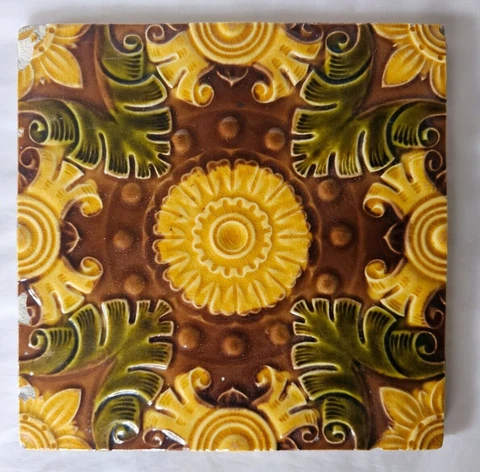 STUNNING PILKINGTON MAJOLICA AESTHETIC SUNFLOWER ANTIQUE 6 INCH TILE.  (A) Cover