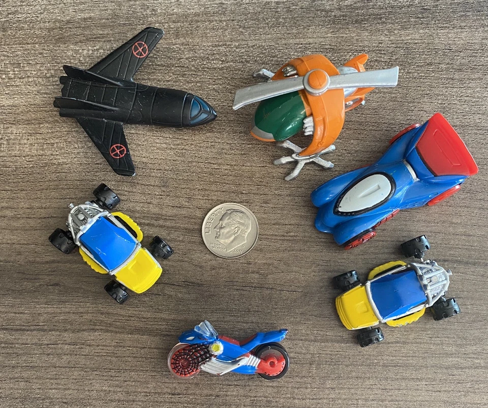 Lot Of 6 Micro Machines X-Men & Spider-Man - Image 1 of 4