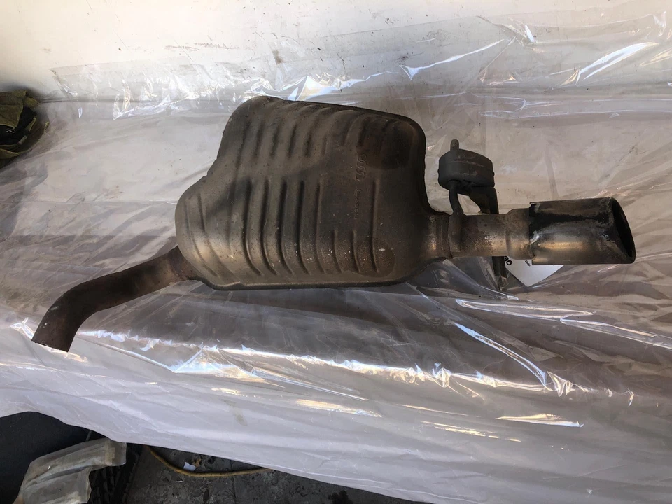 2006 AUDI A6 AVANT QUATTRO 3.1 L Rear Exhaust Muffler Right Passenger Side OEM - Image 1 of 4