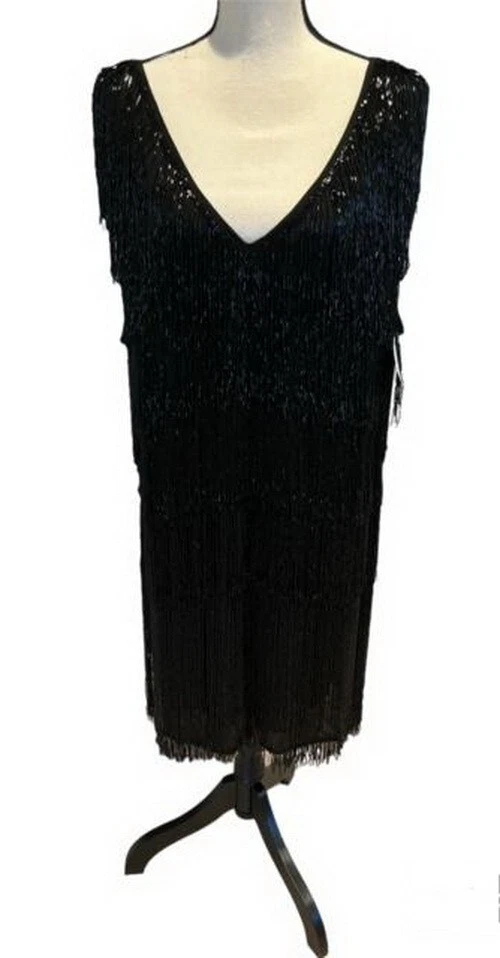 Mini vestido ASOS Design Curve preto franja tamanho 16 $219 - Imagem 1 de 3