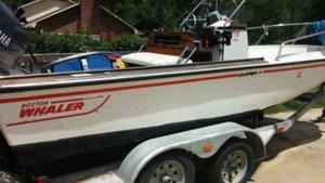 BOSTON WHALER Outrage 18' Boat Hull Replacement Harpoon Stripes / Decals - Picture 1 of 2