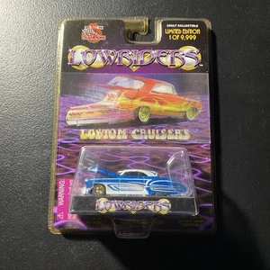 Racing Champions 1:64 Lowriders Custom Cruisers '49 Buick Riviera Issue 1 New N4 - Picture 1 of 3