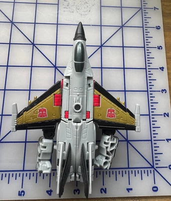 Figura suelta Transformers Generations Combiner Wars Skydive Deluxe Class Foto 1 de 4