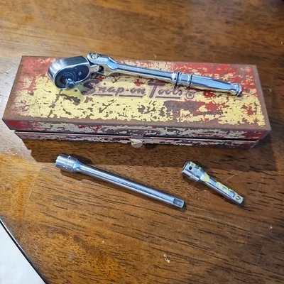 Snap-On 1/4” socket wrench 14 piece set in metal box USA TM711 Ratchet  - Image 1 of 4