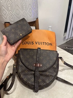 Louis Vuitton монограмма Chantilly плюс бумажник Lv - Изображение 1 из 4