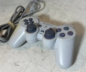 Sony PlayStation PS One Analog Controller SCPH-110  - Picture 1 of 4