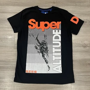 Super Winter Sport Div. Camiseta negra Super Altitude talla grande para hombre - Imagen 1 de 7
