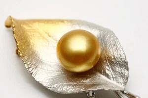 Südseeperlen Brosche 13 mm UP natürlich goldfarben silber - Bild 1 von 3