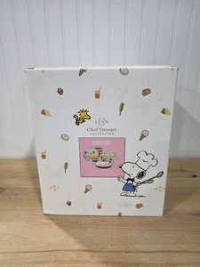 Lenox Peanuts Chef Snoopy Woodstock Set 12 Pezzi Dessert Piatti Ciotole Tazze Nuovo! - Foto 1 di 5
