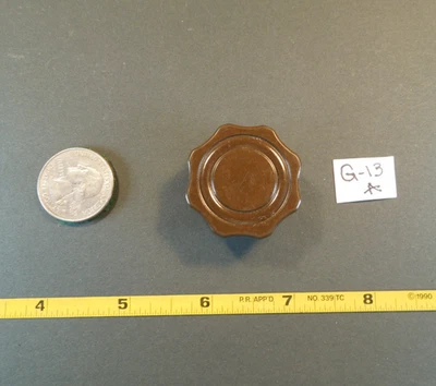 Vintage Brown Bakelite Control Knob by Daka-Ware and Set Screw - Image 1 of 4