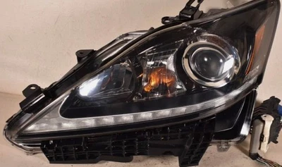 FAROS DE CONDUCTOR Y PASAJERO OEM 11-13 LEXUS IS250 IS350 ISF  Foto 1 de 2