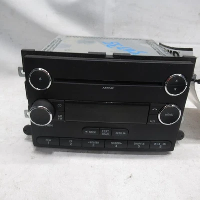 Receptor de radio CD MP3 2008 2009 Mercury Mountaineer AM FM fabricante de equipos originales Foto 1 de 4