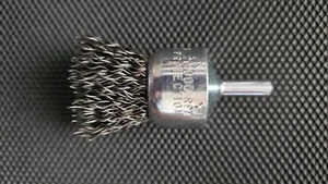 Advance  #00513,Crimped End Brushes, Carbon Steel, , 1" x 020 wire x 1/4" Shank - Picture 1 of 3