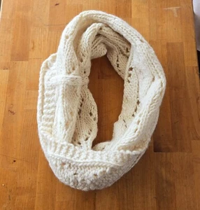 Handgestrickte Damen Kutte 100% Wolle elfenbein luxuriös weich dick schön - Bild 1 von 5
