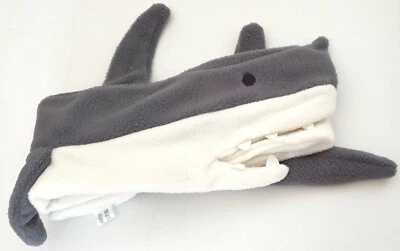 MOLLY AND ROSE NEU Kindergröße Winter weicher Stoff grau Hai Fisch Schal Kätzchen Unisex Mode