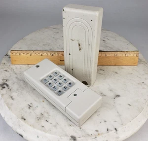 Chamberlain Vintage Clicker Universal Wireless Keyless Door Entry Pad CLK1 Used - Picture 1 of 10
