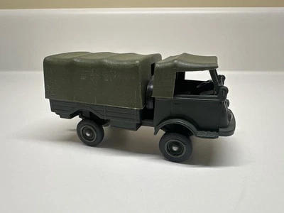 SOLIDO CAMION RENAULT 4 X 4 ALL TERRAINS TRUCK - Image 1 of 4