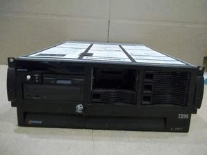 8682-4RY IBM xSeries x350 Pentium 3 Xeon 700MHz - Picture 1 of 1