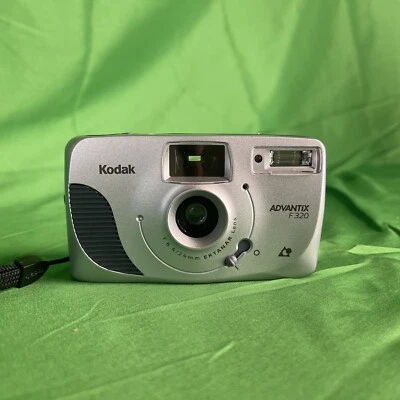 Cámara fotográfica compacta Kodak Advantix F320 APS Foto 1 de 4