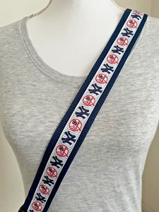 Yankees Purse Strap 46” Grad alumni Gift 4 her mom nana stocking stuff baseball - Picture 1 of 6