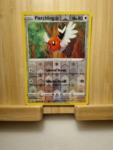 138/203 FLETCHLING REVERSE HOLO EVOLVING SKIES POKEMON KARTE - Bild 1 von 2